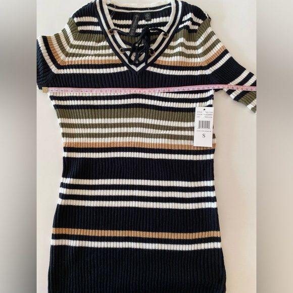 NWT Multi colour stripe V neck Ribbed sweater with Grommet &Lace front bohemian - Picture 9 of 13